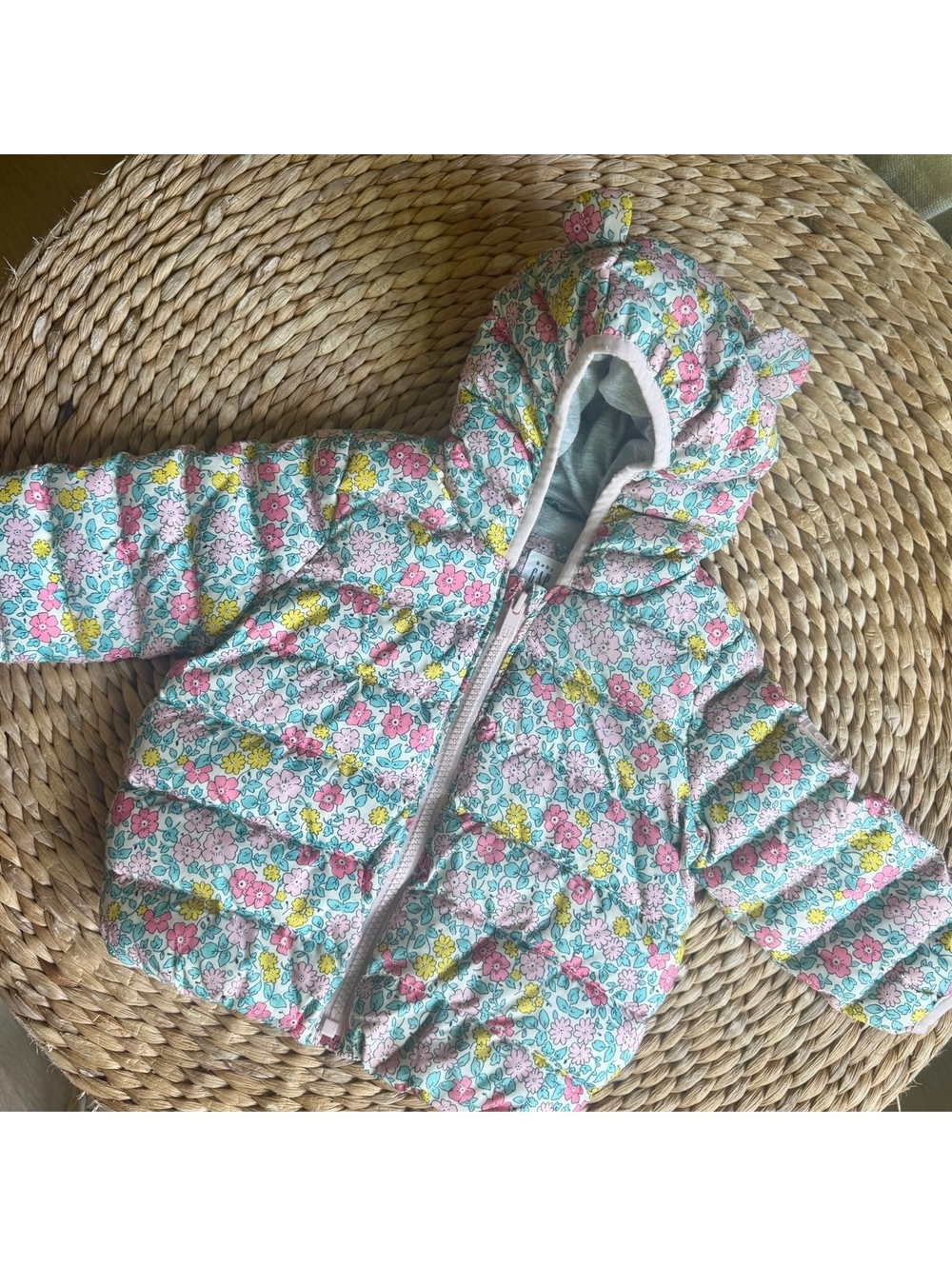 Baby Gap Floral Puffer Jacket Sz 12-18 Months